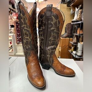 Laramie Vintage Western
Cowboy Boots Brown Handmade
Embroidered Women's Size 6